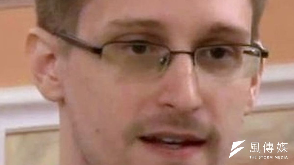 避居俄國的美國NSA前雇員史諾登接受華郵獨家專訪。(照片取自:網路) 避居俄國的美國NSA前雇員史諾登接受華郵獨家專訪。(照片取自:網路)