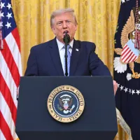 トランプ米大統領は共和党議員に対し、現在推進中の「2025年対ロシア制裁法案」の制裁対象にイランを組み込むよう呼びかけた。(資料写真/AP通信) トランプ米大統領は共和党議員に対し、現在推進中の「2025年対ロシア制裁法案」の制裁対象にイランを組み込むよう呼びかけた。(資料写真/AP通信)