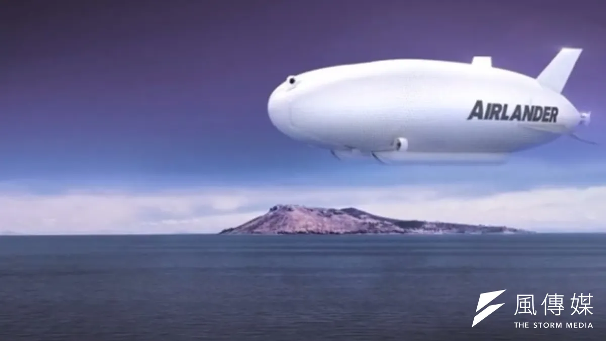 世界最巨大的混合航空飛行器在英格蘭機棚亮相(取自Airlander官方影片)