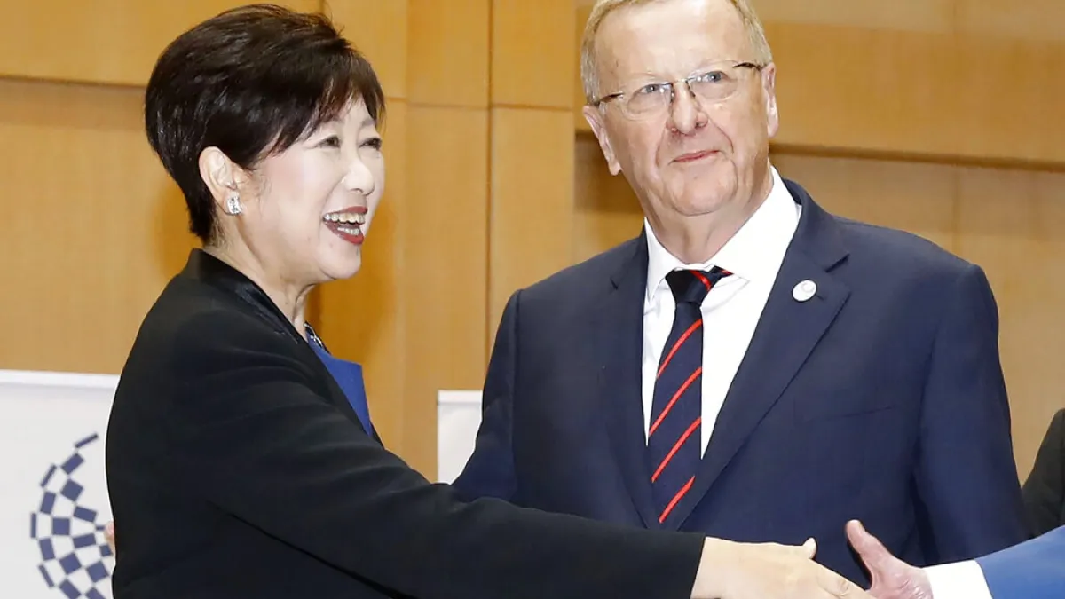 國際奧會協調委員會主席柯茲(John Coates)今天與東京都知事小池百合子在都政府辦公大樓會談。(美聯社)