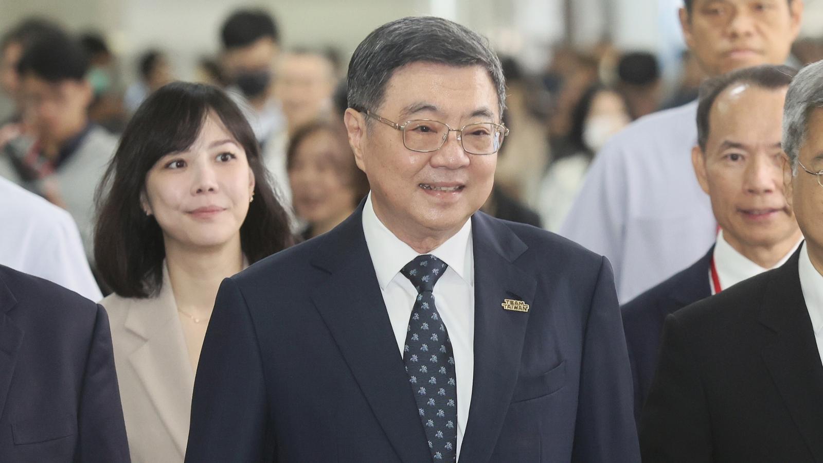 韓國瑜發文批不副署法案 卓榮泰:權力來自憲法