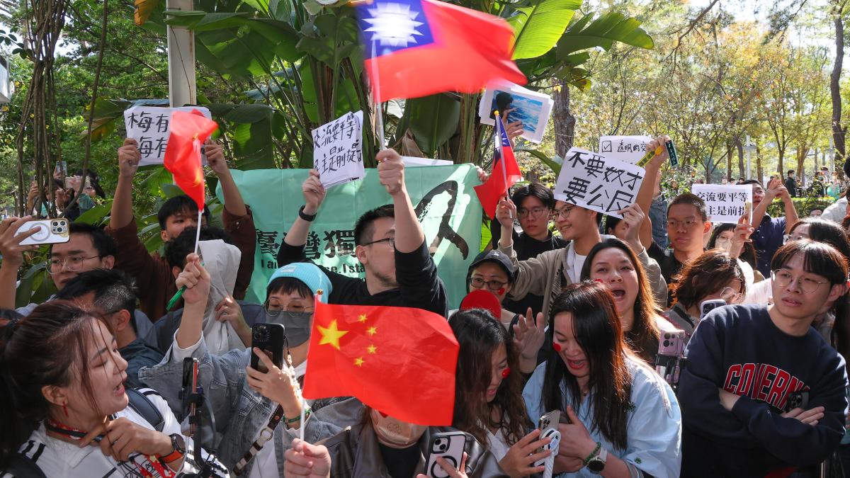 聯合報民調》破紀錄!6成3受訪者盼「永遠維持現狀」 統一、台獨支持度創新低