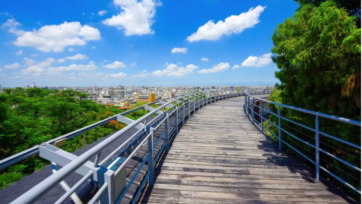 2025年1月至8月各景點遊客人次排行,冠軍為鹿港老街及周邊地區,田尾公路花園以及王功漁港(含海空步道)也同樣上榜。(圖/取自彰化旅遊網) 2025年1月至8月各景點遊客人次排行,冠軍為鹿港老街及周邊地區,田尾公路花園以及王功漁港(含海空步道)也同樣上榜。(圖/取自彰化旅遊網)