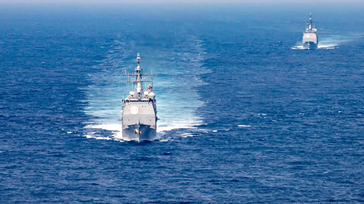 美國第七艦隊巡洋艦8月28日「自由航行」通過台灣海峽,但美國並未反制共軍越過台海中線。(第七艦隊臉書)