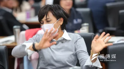 作者痛批,如果民進黨的勞工政策一開始不講大話空話,導致法令窒礙難行,又何必用暴力來夕改呢?更何況此番的夕改,問題仍然很多!(資料照,顏麟宇攝)