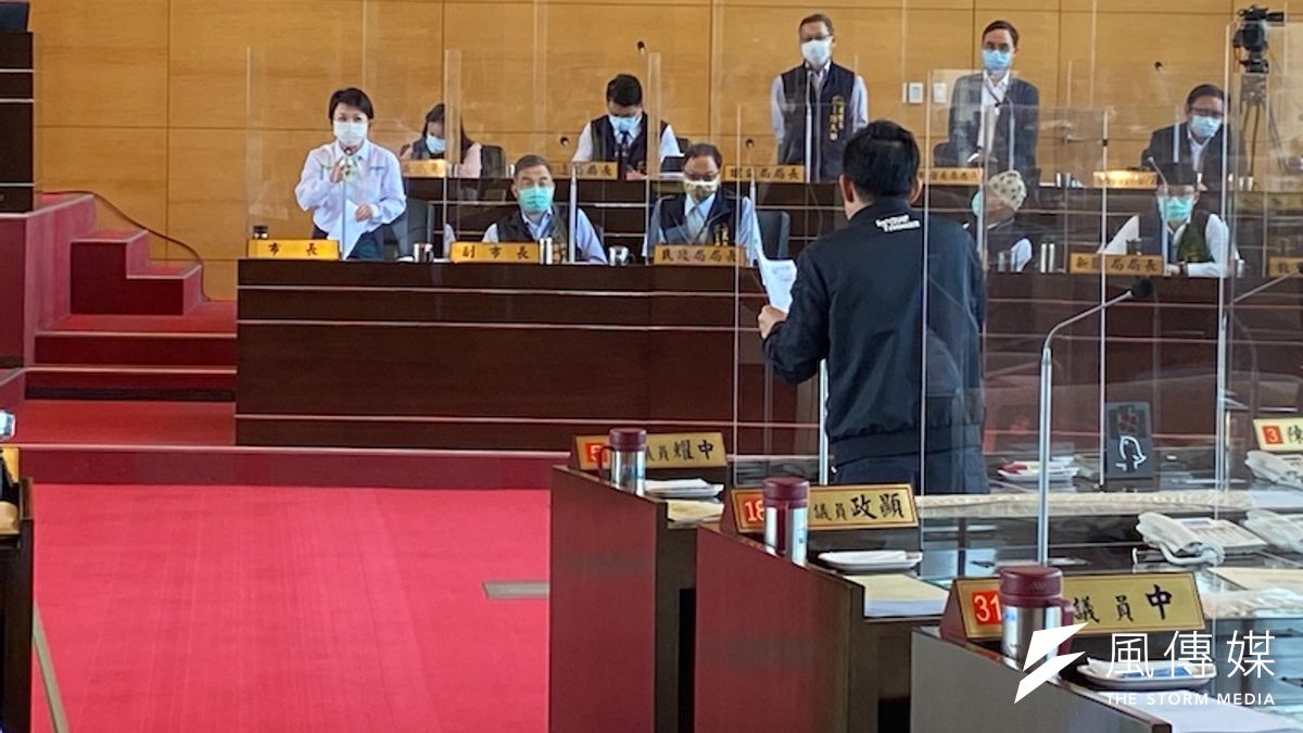 台中市議會臨時會中,多位議員關心乾旱災情。(圖/記者王秀禾攝) 台中市議會臨時會中,多位議員關心乾旱災情。(圖/記者王秀禾攝)