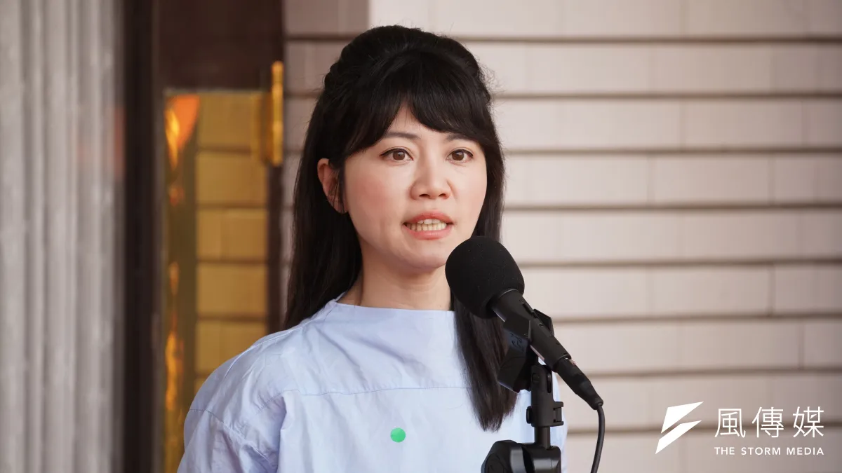 民進黨立委高嘉瑜(見圖)在《國土計畫法》表決時,因投票結果與黨團決議不同,被民進黨團開罰1萬元。(資料照,盧逸峰攝)