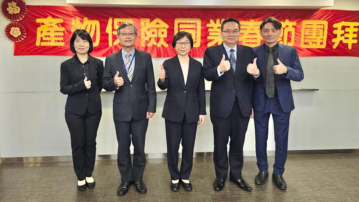 產險公會團拜》陳萬祥勉競爭社會認同 自許做數位轉型推手