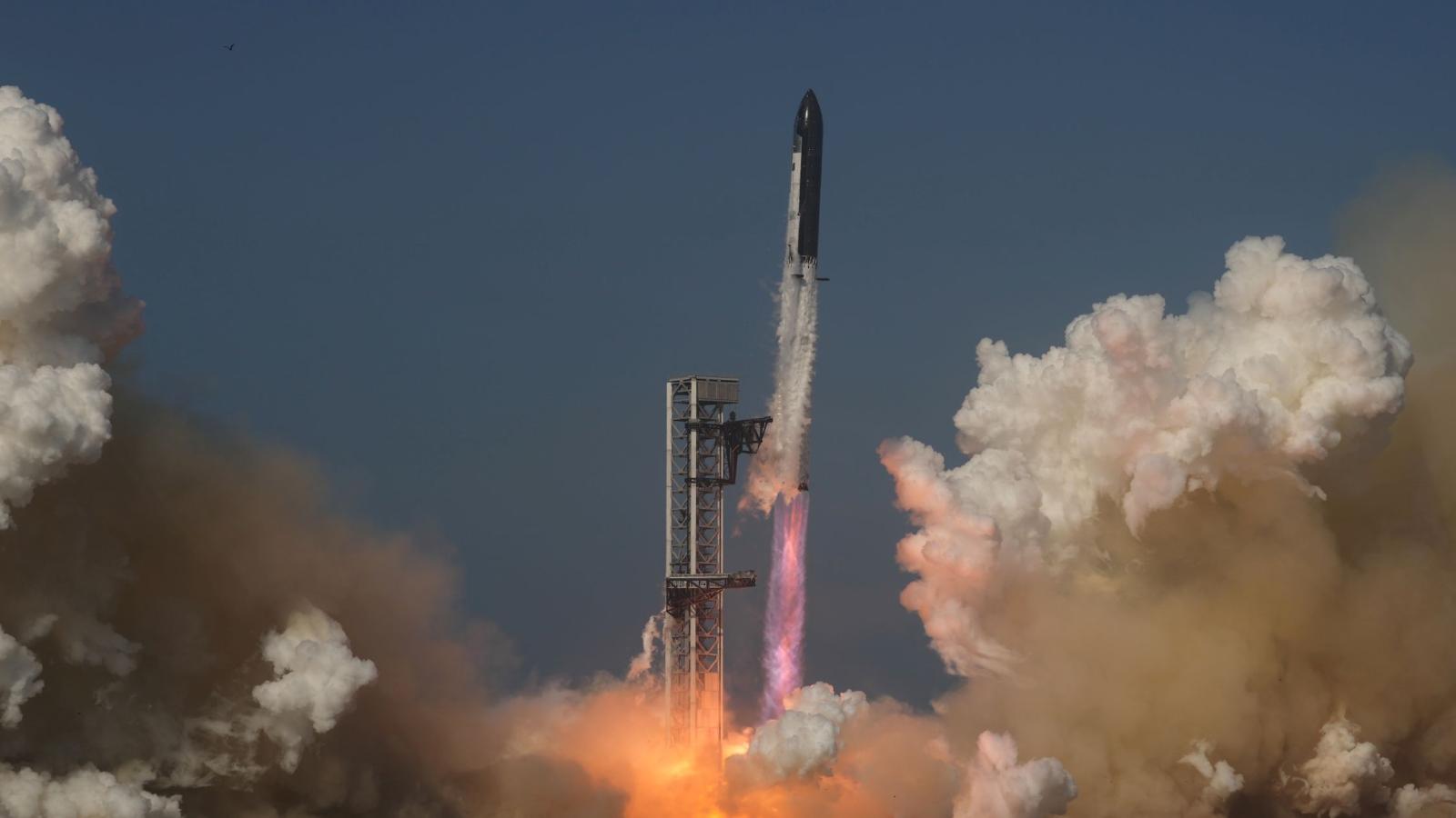 《科技人的華爾街》導讀|SpaceX怎麼了?Q2營收成長92%,股價卻連續下跌,上市一個多月就腰斬!