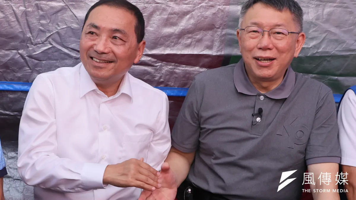 國民黨總統參選人侯友宜(左)、民眾黨總統參選人柯文哲(右)。(資料照,柯承惠攝)