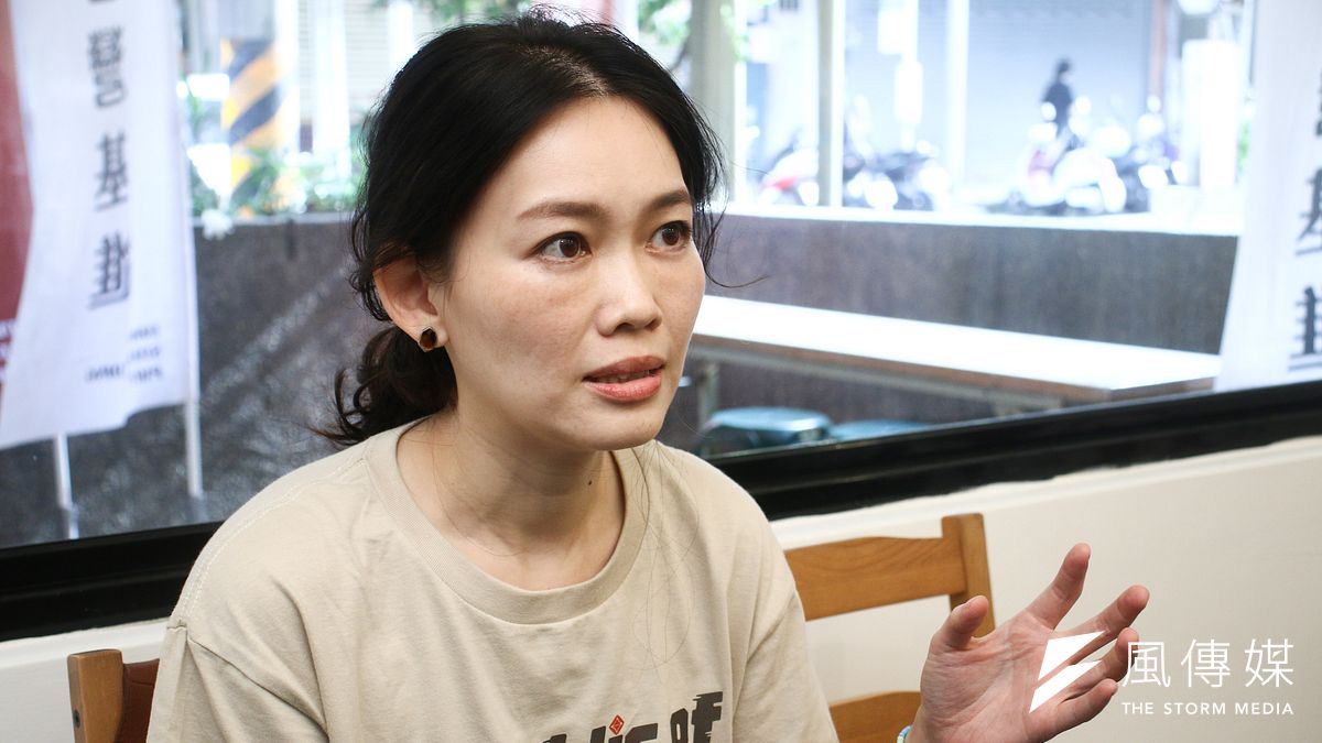 2024港湖立委選舉掀起女力大戰,在藍營整合後,綠營卻面臨分裂。台灣基進黨北市黨部主委吳欣岱(見圖)來勢洶洶,正面衝擊力拚連任的民進黨立委高嘉瑜。(蔡親傑攝) 2024港湖立委選舉掀起女力大戰,在藍營整合後,綠營卻面臨分裂。台灣基進黨北市黨部主委吳欣岱(見圖)來勢洶洶,正面衝擊力拚連任的民進黨立委高嘉瑜。(蔡親傑攝)