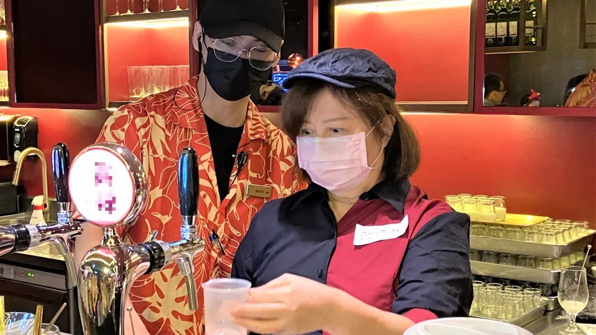 北分署與「王品餐飲集團」攜手合作舉辦「體驗式」徵才活動,降低求職民眾疑慮。(圖/勞動力發展署北分署提供)