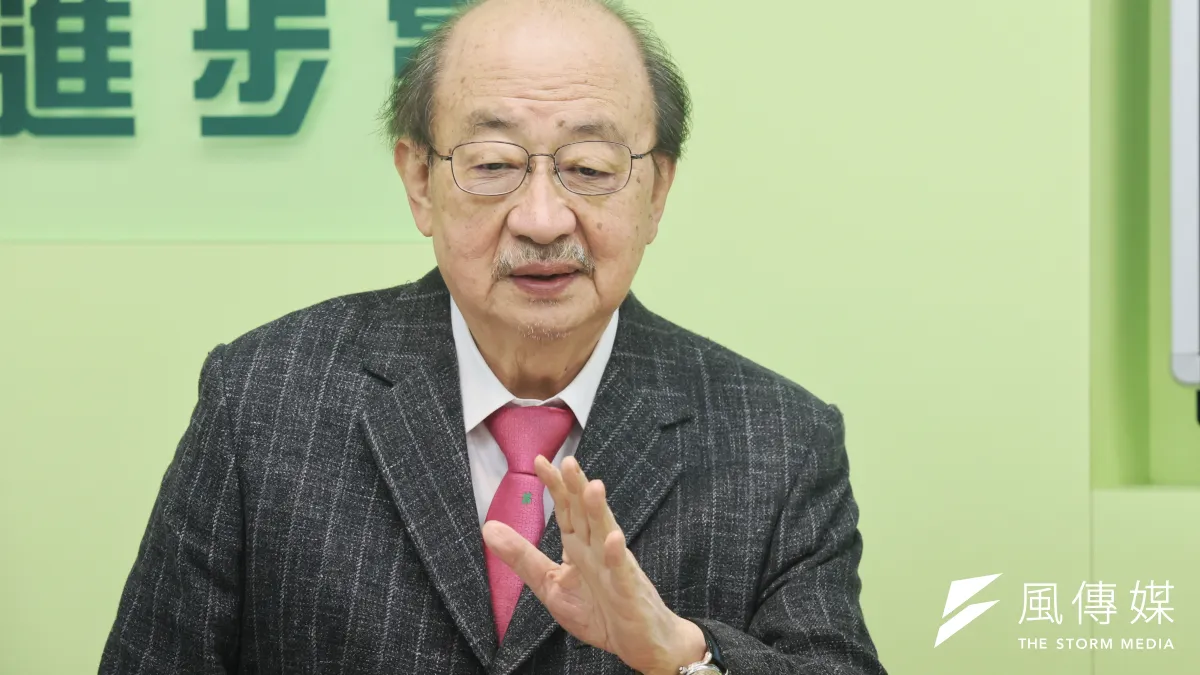 民進黨立法院黨團總召柯建銘今(26)日指出,翁曉玲的數學連小學生都不如,且修憲是法理台獨、觸犯中共大忌。(柯承惠攝)