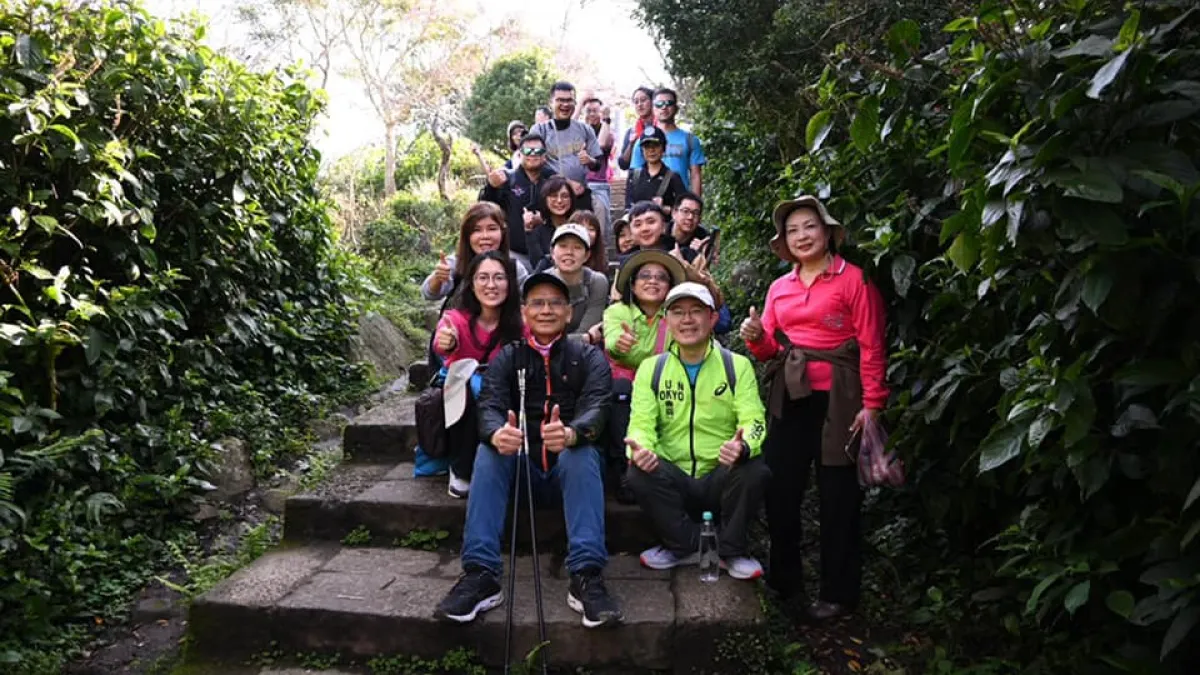 立法院長游錫堃以60歲之姿才開始培養爬山習慣。(取自游錫堃臉書)