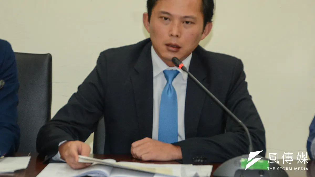 時代力量立委黃國昌要求NCC盡快完成《反媒體壟斷法》草案。(資料照,陳明仁攝)