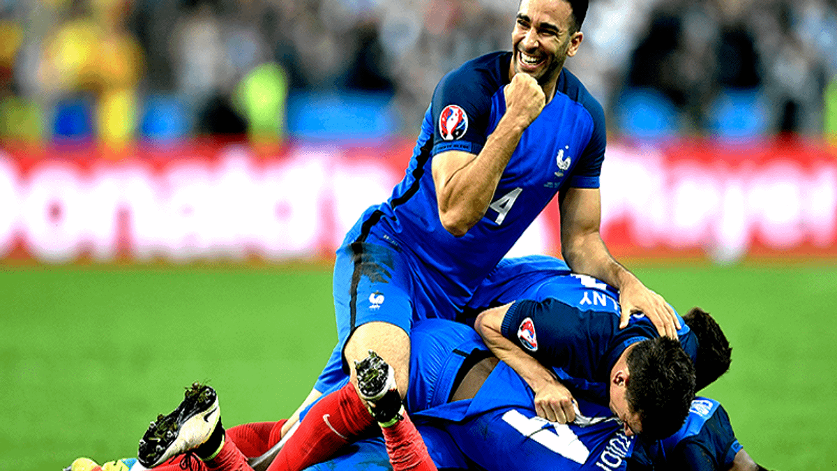 C組首戰在今晚六點開踢由法國出戰澳洲。 (美聯社) C組首戰在今晚六點開踢由法國出戰澳洲。 (美聯社)