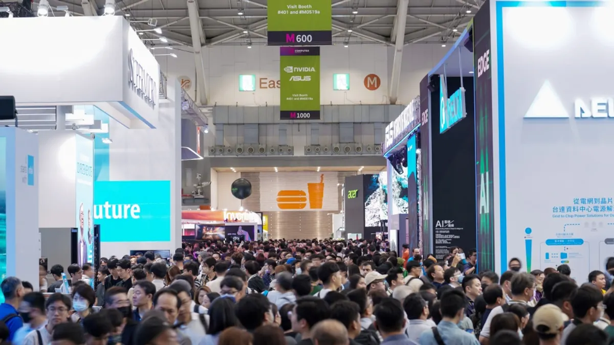 2024年COMPUTEX現場參觀人潮踴躍。(圖/COMPUTEX 2025)