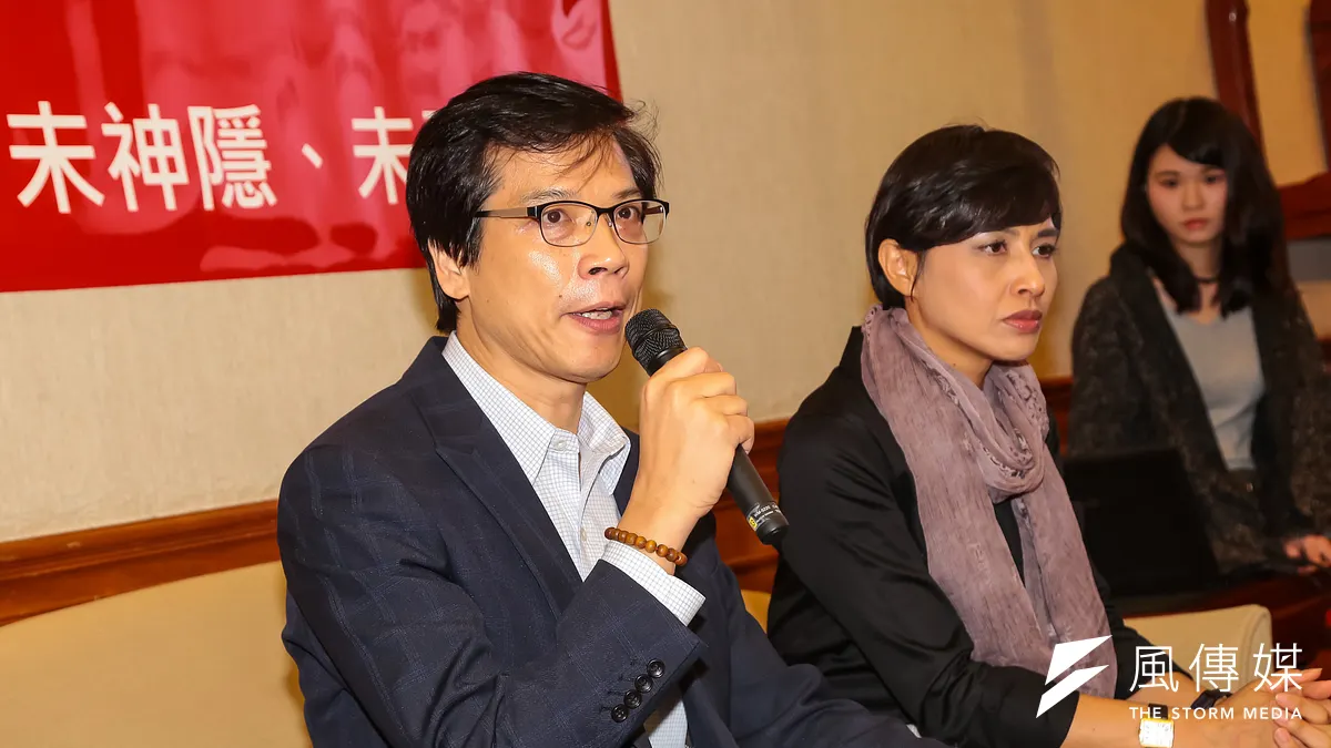 台大醫學院教授郭明良(左)辭職後還請領台灣生技醫藥發展基金會第3年補助250萬元。(資料照,顏麟宇攝) 台大醫學院教授郭明良(左)辭職後還請領台灣生技醫藥發展基金會第3年補助250萬元。(資料照,顏麟宇攝)