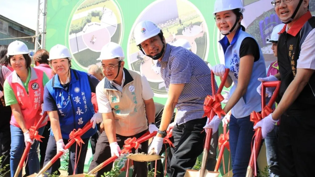 新北市樹林區高鐵橋下綠廊整合計畫工程,由市長朱立倫(右三)主持開工動土典禮。(圖/新北市樹林區公所提供)