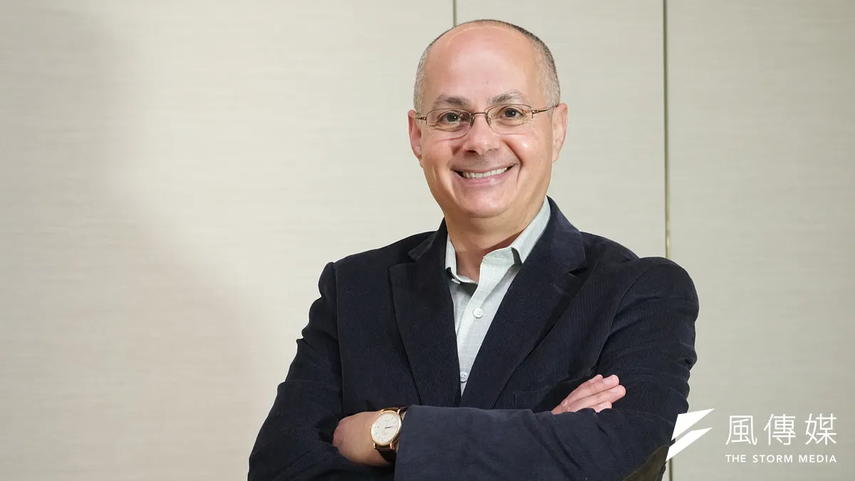 《風傳媒》專訪美國化學家亞基,成長於約旦難民家庭的他,不僅是唐獎永續發展獎得主,同時還是諾貝爾獎熱門人選。(蔡親傑攝)