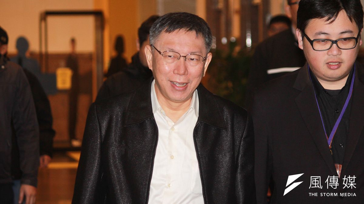 作者認為,台北市長柯文哲以「強盜說」形容複雜的臺美中三邊關係,聽起來確實不倫不類。但仔細推敲他說的話,有時倒也入木三分。因為,就像他受訪時所說,比起八年前,如今的兩岸關係確實更難處理。(資料照,方炳超攝) 作者認為,台北市長柯文哲以「強盜說」形容複雜的臺美中三邊關係,聽起來確實不倫不類。但仔細推敲他說的話,有時倒也入木三分。因為,就像他受訪時所說,比起八年前,如今的兩岸關係確實更難處理。(資料照,方炳超攝)