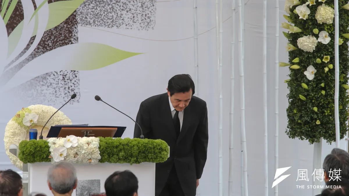 總統馬英九參加二二八事件69週年中樞紀念儀式,再度代表政府向受難者致歉。(陳明仁攝)