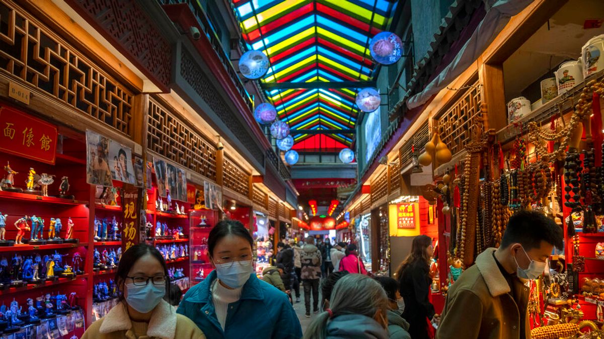 2023年2月28日,北京的旅遊購物街一景。(美聯社) 2023年2月28日,北京的旅遊購物街一景。(美聯社)