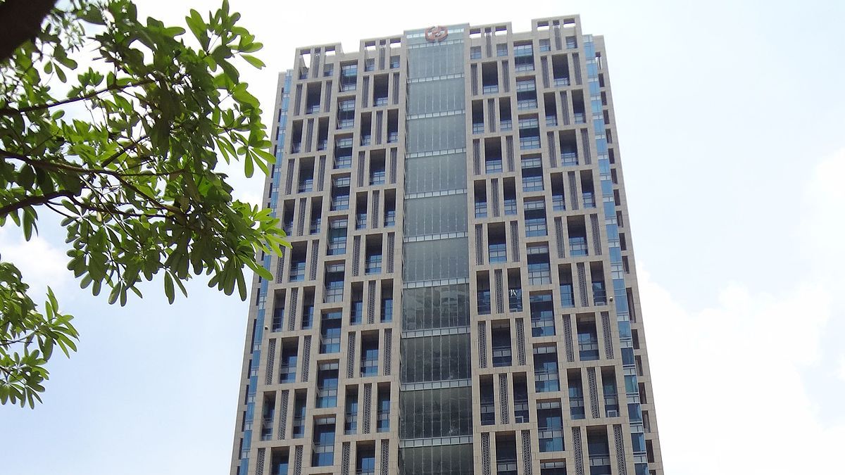 華南金控(圖為華南銀行總行)自結上半年稅後淨利14.73億元,較去年同期下滑82.6%,每股稅後盈餘(EPS) 0.12元。(取自維基百科) 華南金控(圖為華南銀行總行)自結上半年稅後淨利14.73億元,較去年同期下滑82.6%,每股稅後盈餘(EPS) 0.12元。(取自維基百科)