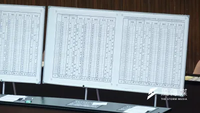 立法院3月13日進行中選會人事同意權案記名投票表決,4位獲立院通過的中選會委員4月21日正式獲閣揆卓榮泰任命。(資料照,劉偉宏攝)