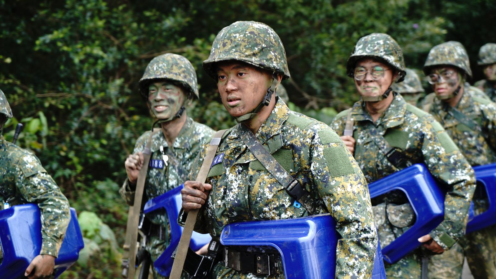 BMI大於45才免當兵?國防部預告加嚴體位標準 退將狂搖頭:連營區上下舖都成問題