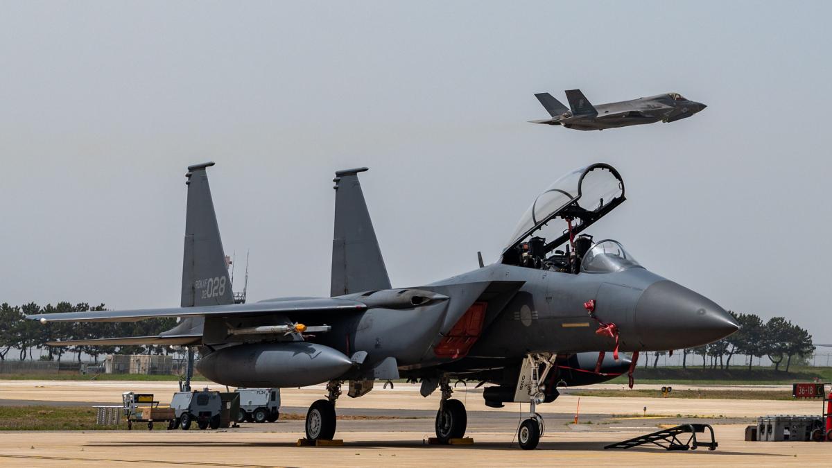 F-15遭中製肩射飛彈擊落? 雷達情報洩漏引起白宮警覺