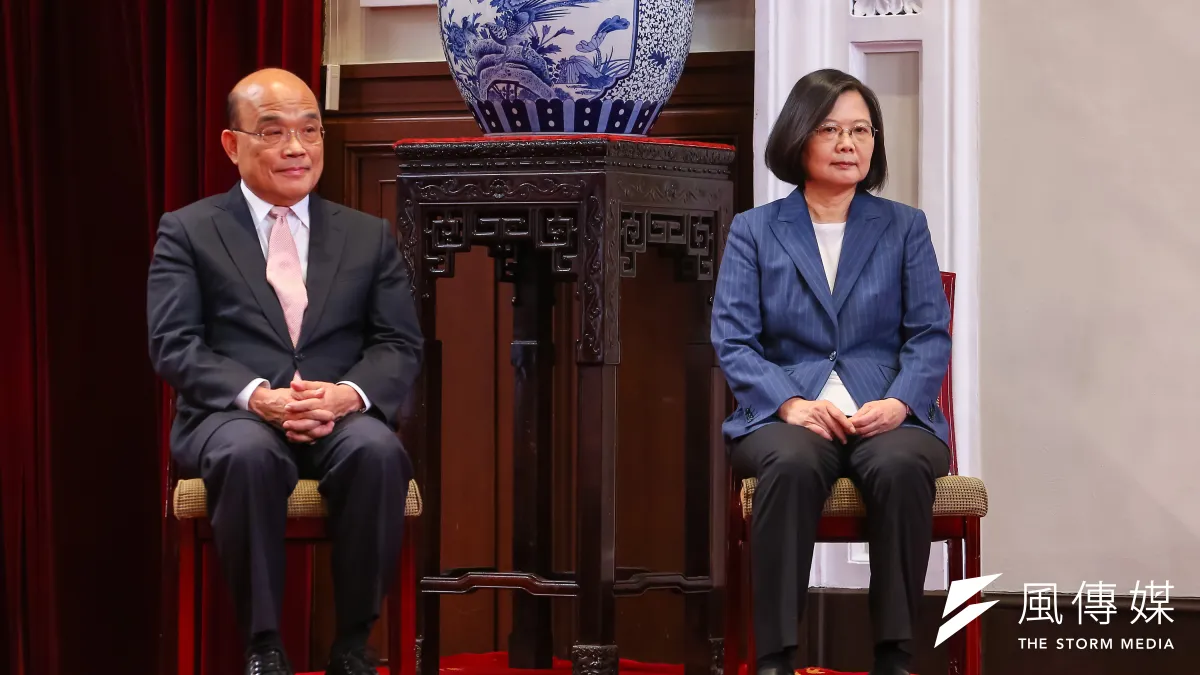 因應疫情,政府積極推行紓困方案,但卻陷入「紓困之亂」的窘境。(資料照,顏麟宇攝)