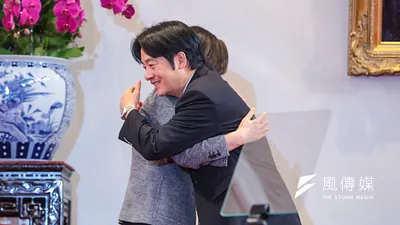 作者認為,雖然賴清德(右)已卸任行政院長,但台灣政情變化快速,「蔡賴配」機率也不小,可靜觀其變。(資料照,顏麟宇攝)