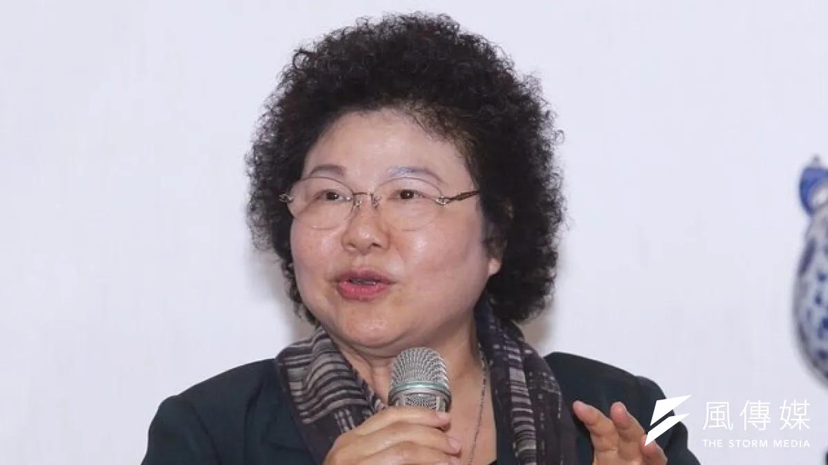 高雄市長陳菊22日北上拜會行政院長江宜樺,但兩人並未針對高雄設石化專區一事多做討論。(林詔安攝)