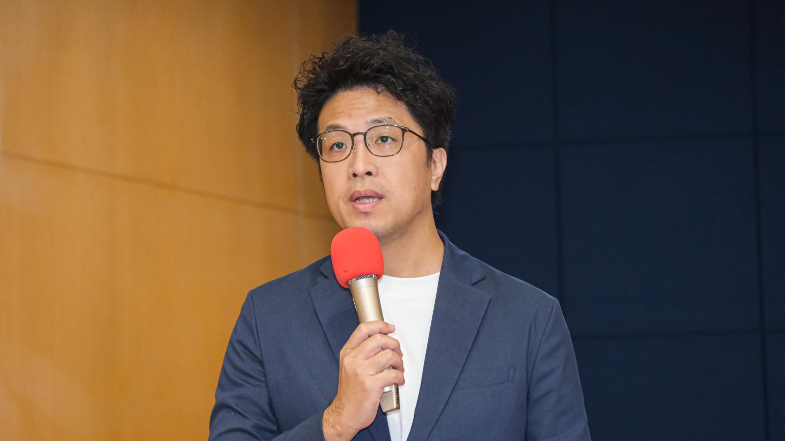 被爆昔稱普發現金是「先窮台,再統一」 沈伯洋:我標準沒變過