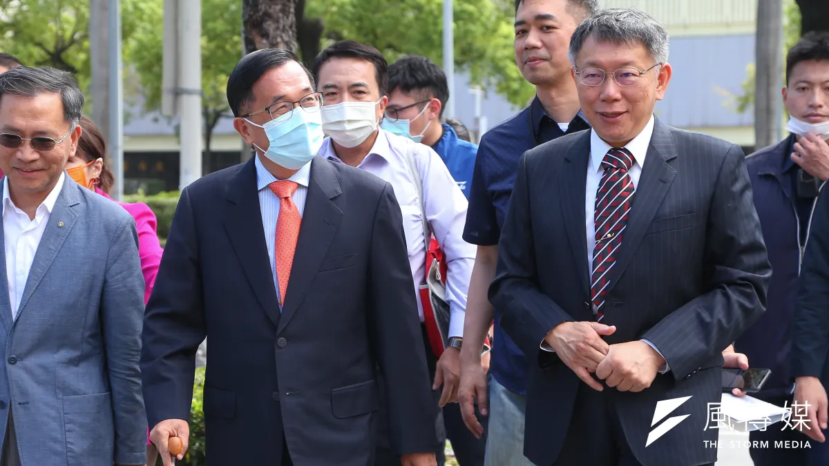 前台北市長陳水扁、台北市長柯文哲1日出席「台北設市百年交流分享」。(顏麟宇攝)