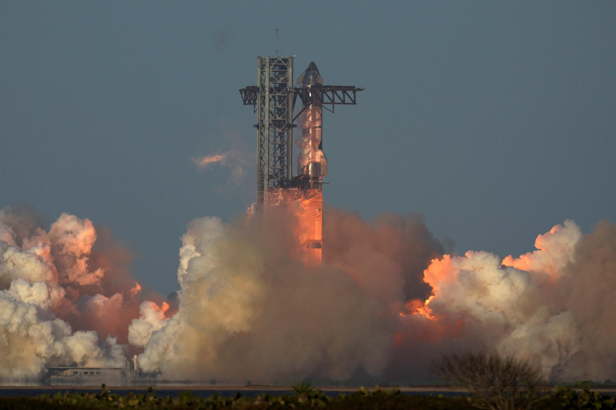 不只馬斯克 , 谷歌 、 亞馬遜也搶著做 ! 太空經濟大爆發 , 哪些投資機會值得關注 ? | David 周宏雋 | 財經