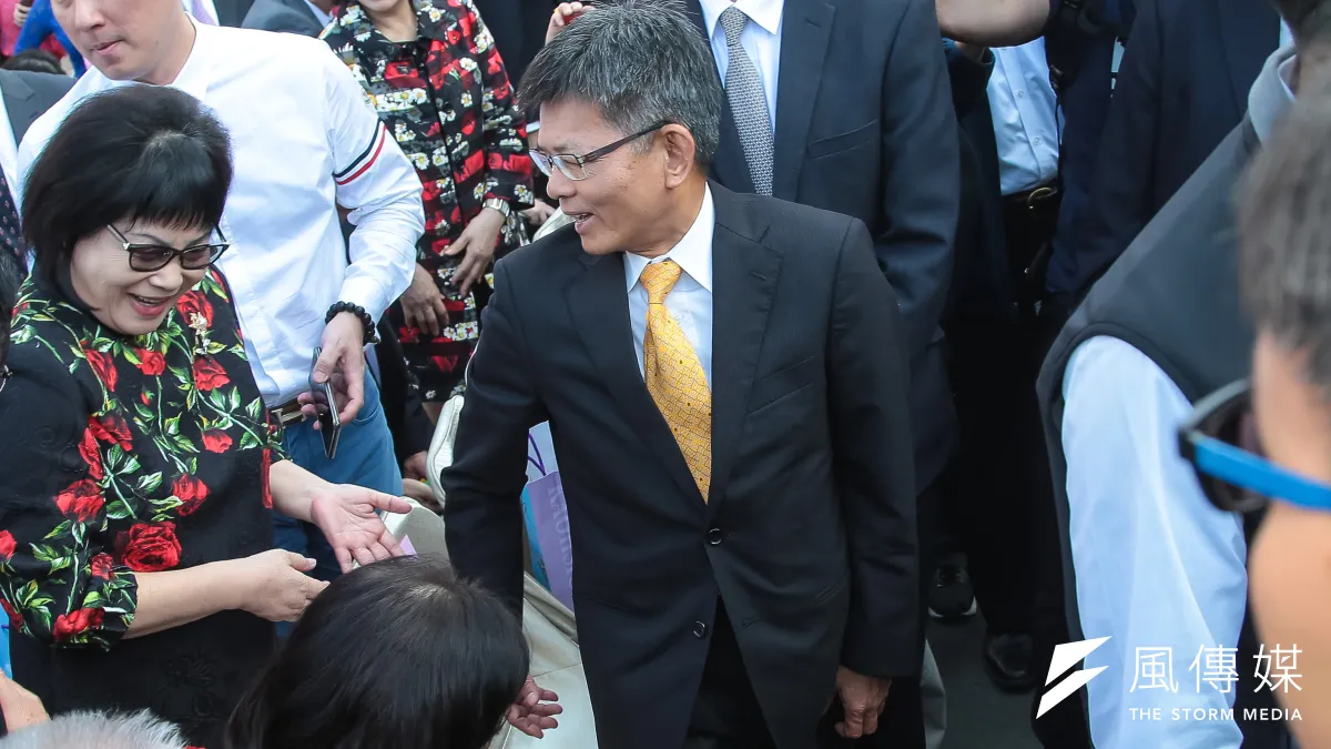 前高雄縣長楊秋興16日舉行記者會,呼籲韓國瑜留下來好好擔任高雄市長。(資料照片,顏麟宇攝)