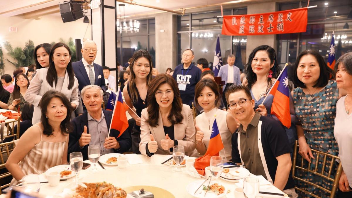 鄭麗文訪美同框中共官員 國民黨澄清:僑宴名單無此人,兩人沒同桌用餐
