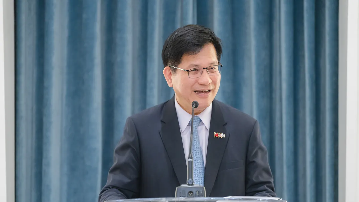 外交部長林佳龍9月下旬2度出訪歐洲。(資料照,取自林佳龍臉書) 外交部長林佳龍9月下旬2度出訪歐洲。(資料照,取自林佳龍臉書)