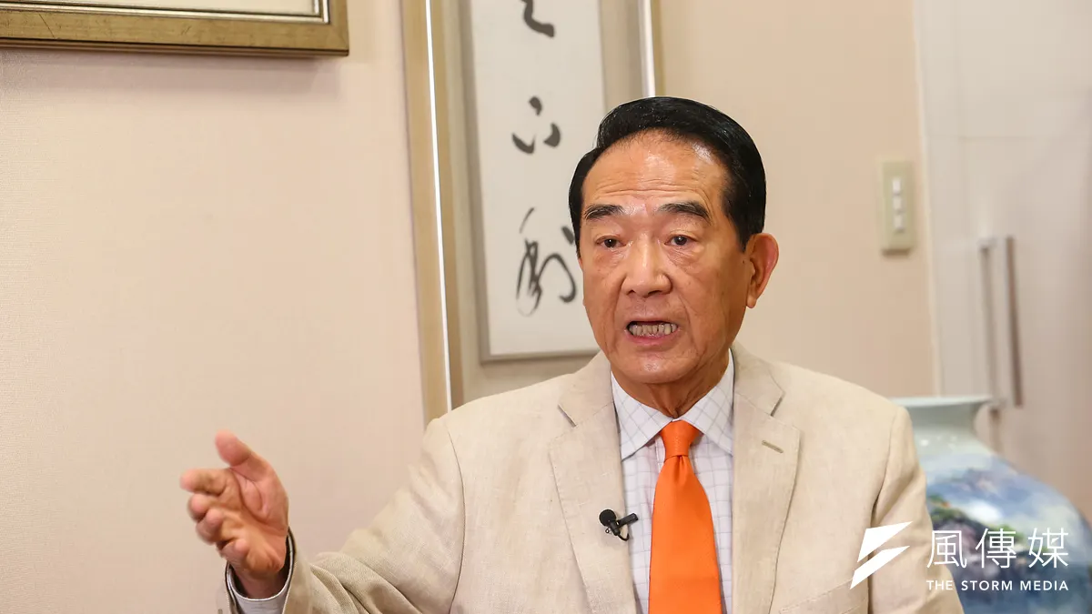 親民黨主席宋楚瑜接受《風傳媒》專訪時直言,對藍綠兩大黨的失望達到最高峰。宋楚瑜表示,若當選,盼讓兩大黨思考改革變化,產生多黨政治,重新盤整台灣民主政治。(顏麟宇攝) 親民黨主席宋楚瑜接受《風傳媒》專訪時直言,對藍綠兩大黨的失望達到最高峰。宋楚瑜表示,若當選,盼讓兩大黨思考改革變化,產生多黨政治,重新盤整台灣民主政治。(顏麟宇攝)