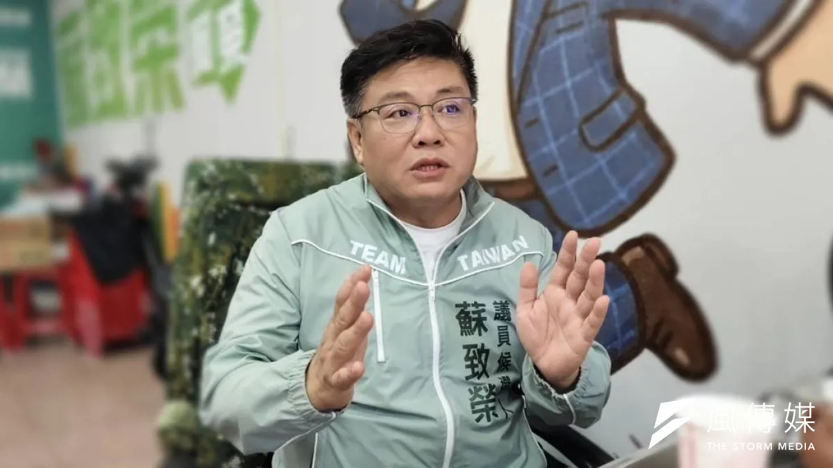 鳳山區議員參選人蘇致榮深耕基層累積逾千件服務經驗,再度投入選戰,宣布力拚鳳山關鍵第五席。(圖/徐炳文攝)