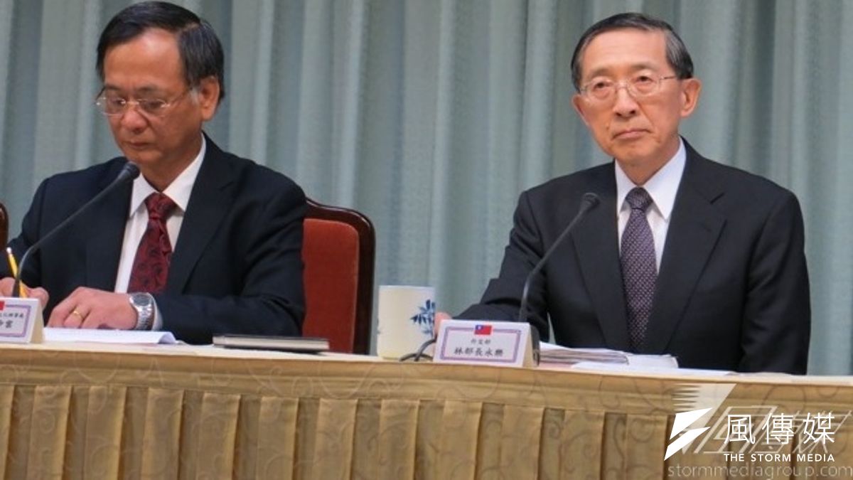 越南駐台代表裴仲雲16日下午在外交部記者會表示,越南政府已採取最大力度嚴懲滋事份子,相信能掌控情勢,不會再發生類似的破壞行動。(仇佩芬攝) 越南駐台代表裴仲雲16日下午在外交部記者會表示,越南政府已採取最大力度嚴懲滋事份子,相信能掌控情勢,不會再發生類似的破壞行動。(仇佩芬攝)