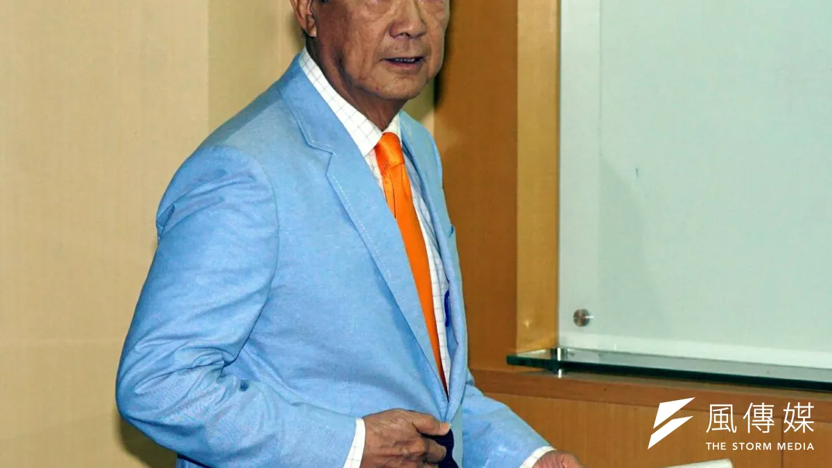 親民黨總統參選人宋楚瑜近日砲口轉向民進黨,民進黨原計畫在港湖區不提名禮讓親民黨黃姍姍的策略是否調整,有待觀察。(蘇仲泓攝)