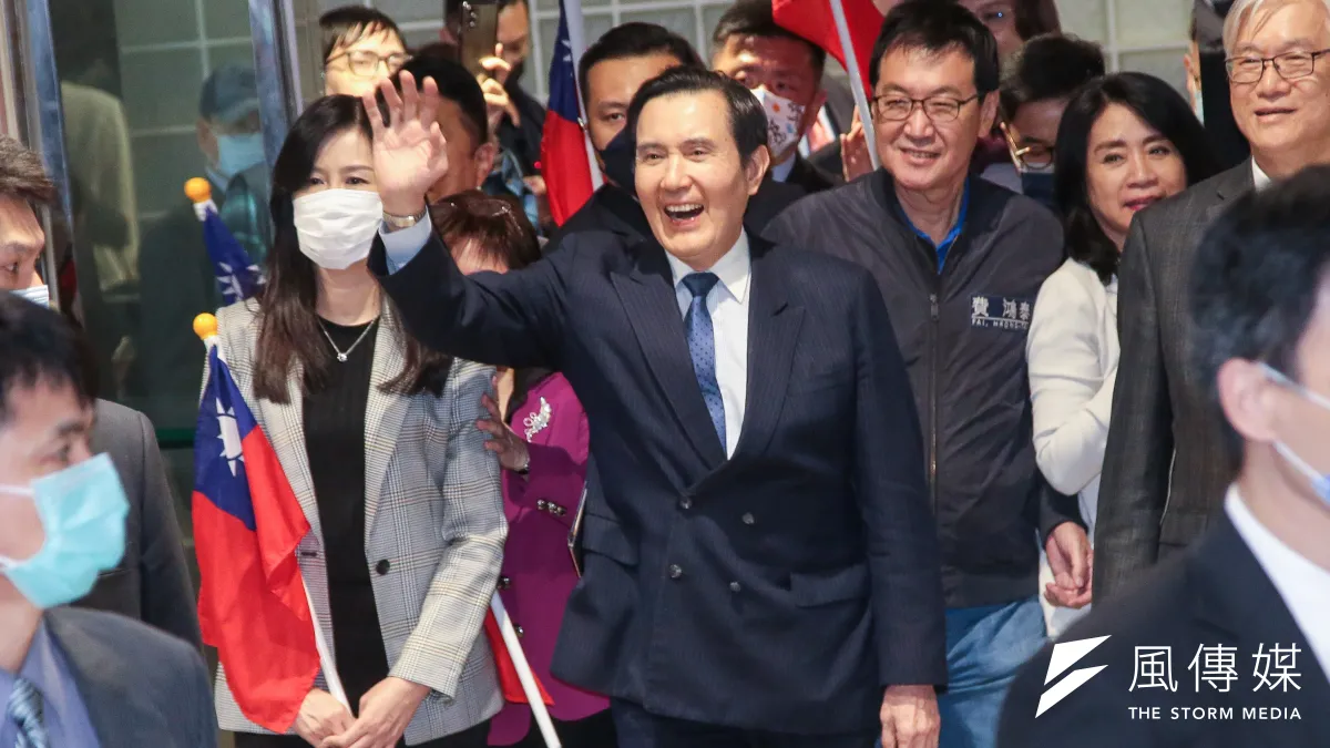 前總統馬英九7日結束赴中「祭祖之旅」,下午自上海返抵桃園國際機場。(資料照,顏麟宇攝)