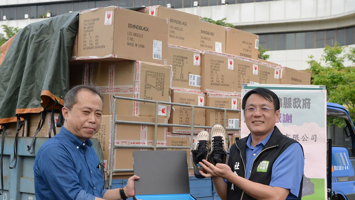 雲縣實物銀行獲捐500雙球鞋 號召各界善心人士響應 雲縣實物銀行獲捐500雙球鞋 號召各界善心人士響應