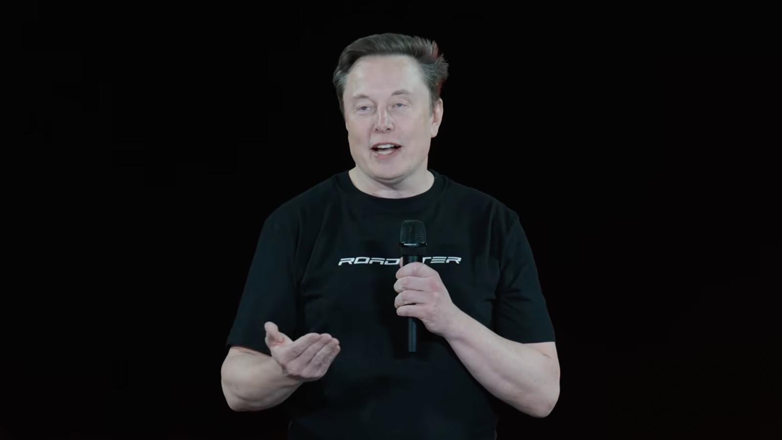 火箭車展示的暗示?馬斯克SpaceX與特斯拉盛傳將合併 背後盤算全揭露