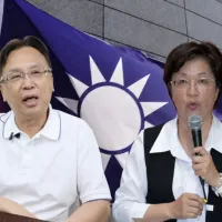 政治評論家「歷史哥」在臉書上發文「四大問」,批現任彰化縣長王惠美。(圖/翻攝自歷史哥澄清唬臉書 ) 政治評論家「歷史哥」在臉書上發文「四大問」,批現任彰化縣長王惠美。(圖/翻攝自歷史哥澄清唬臉書 )