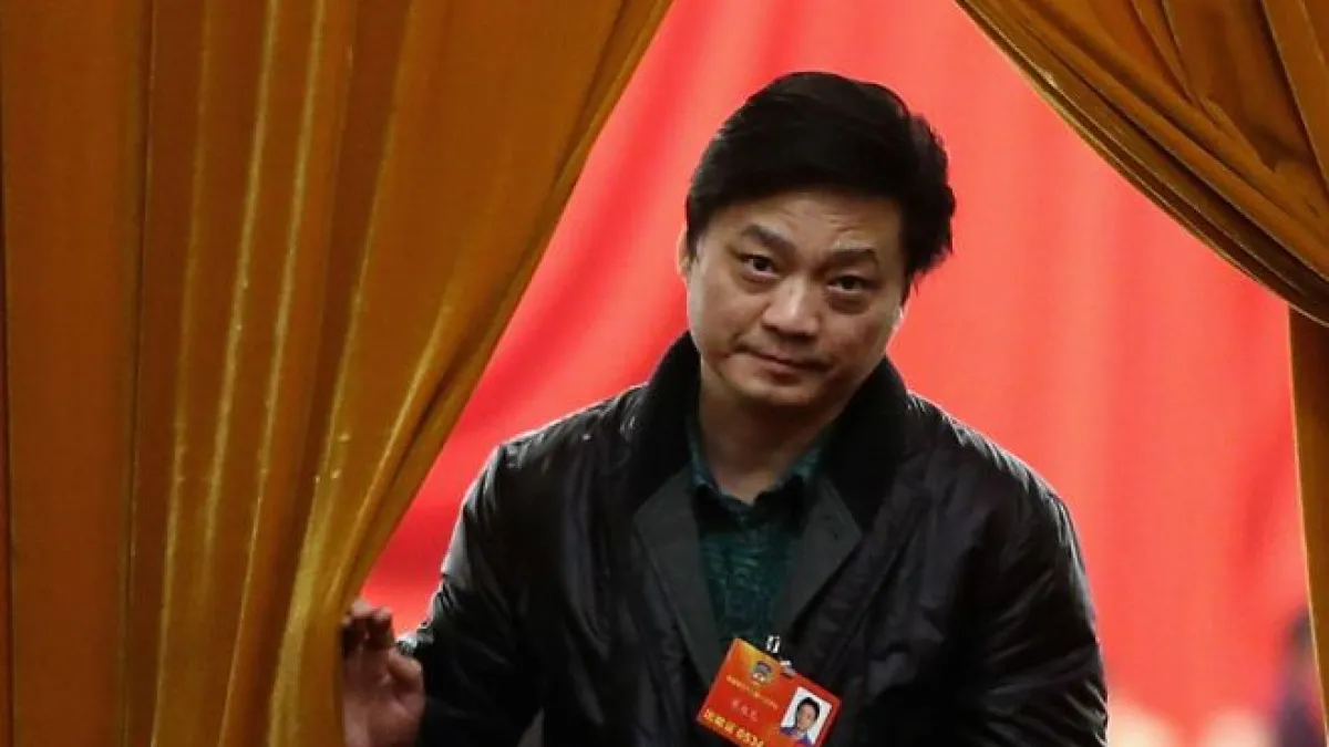 崔永元是中國央視前主持人,現任教於中國傳媒大學。(BBC中文網)