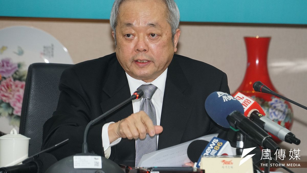 台灣金聯董事長施俊吉,點名前綠委蘇治芬阻饒雲林北港「萬有紙廠」土地標售案,引發喧然大波。(資料照,蔡親傑攝) 台灣金聯董事長施俊吉,點名前綠委蘇治芬阻饒雲林北港「萬有紙廠」土地標售案,引發喧然大波。(資料照,蔡親傑攝)